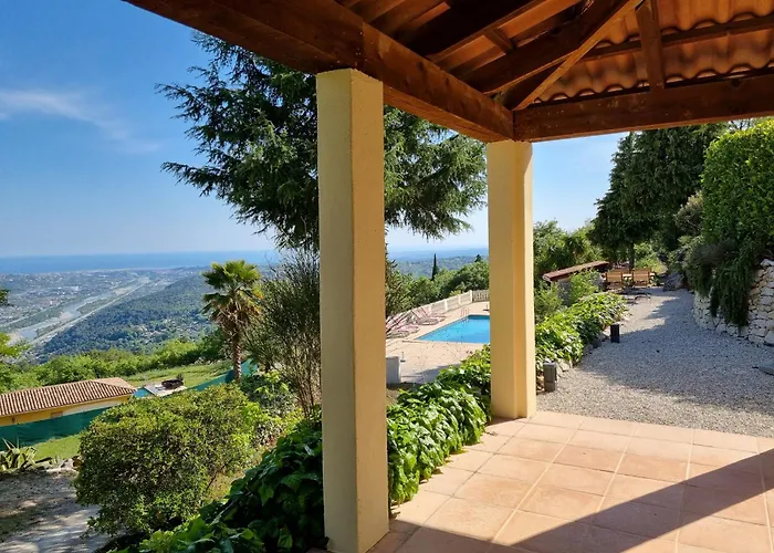 Le Domaine De Gattieres